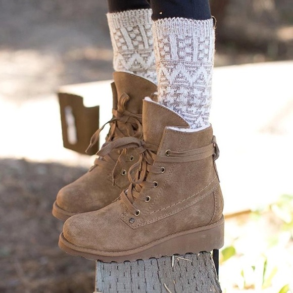 Nwot Bearpaw Krista Winter Booties 